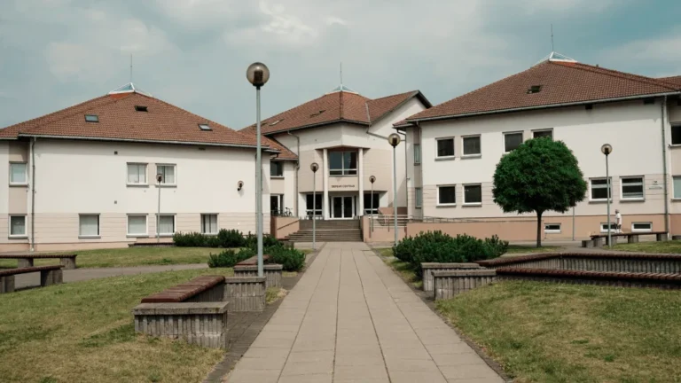 Campus of LCC International University