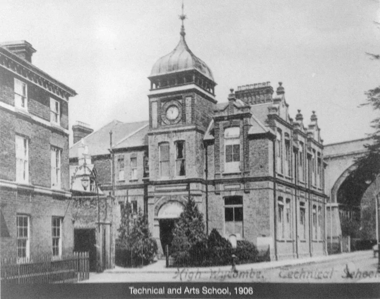 Campus of Buckinghamshire New University